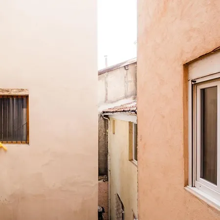 Calm & Comfort / Near Part-dieu Ail Apartment *